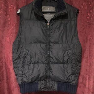 American Eagle Navy Puffer Vest